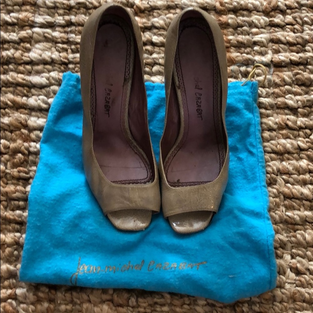 Jean Michel Cazabat heels